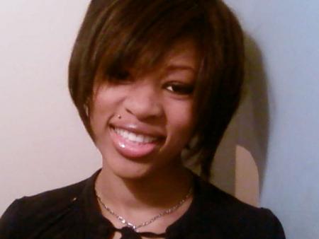 voici ma soeur nadège lol jla prend com ma seur jtdr